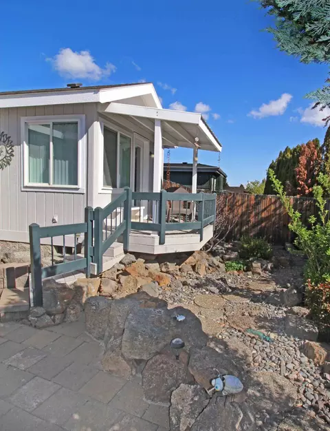 2410 NE Buckwheat Ct, Bend, OR 97701 photo 20