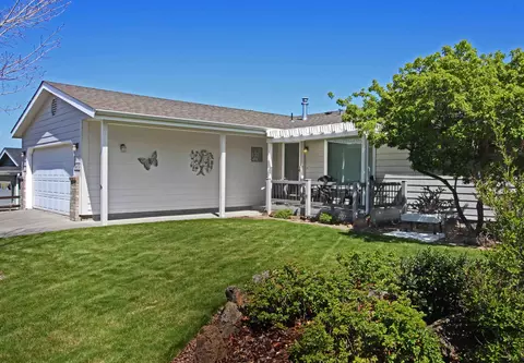 2410 NE Buckwheat Ct, Bend, OR 97701
