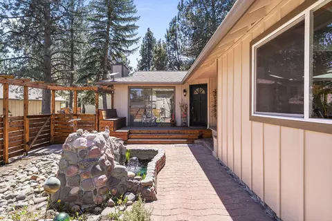 Exterior - 61181 Hitching Post Ln, Bend, OR 97702 photo 14 of 15