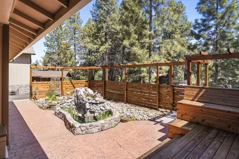 Exterior - 61181 Hitching Post Ln, Bend, OR 97702 photo 13 of 15