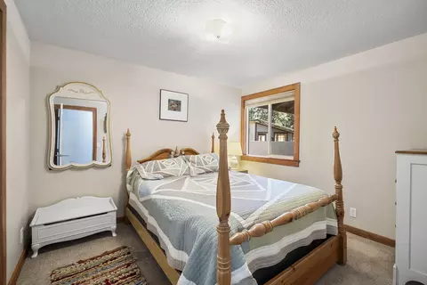 Bedroom - 61181 Hitching Post Ln, Bend, OR 97702 photo 3 of 3