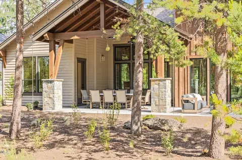 Exterior - 56322 Fireglass Loop #174, Bend, OR 97707 photo 4 of 5