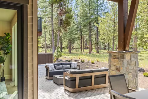 Exterior - 56322 Fireglass Loop #174, Bend, OR 97707 photo 3 of 5