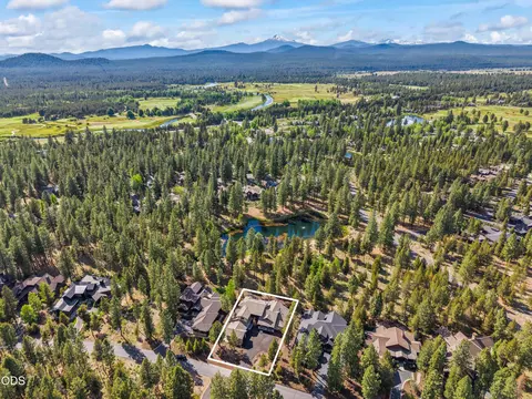 View/Area - 56322 Fireglass Loop #174, Bend, OR 97707 photo 4 of 5
