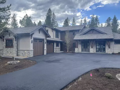 56322 Fireglass Loop #174, Bend, OR 97707