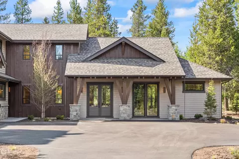 Exterior - 56322 Fireglass Loop #174, Bend, OR 97707 photo 2 of 5