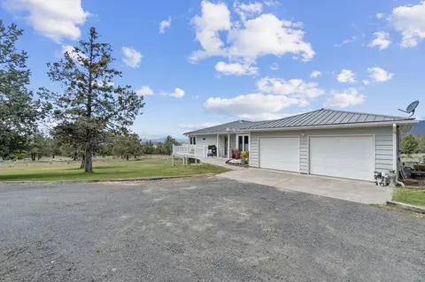Exterior - 17722 Pope Rd, Merrill, OR 97633 photo 3 of 23