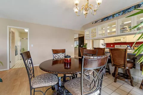 Dining - 17722 Pope Rd, Merrill, OR 97633 photo 3 of 4