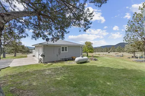 Exterior - 17722 Pope Rd, Merrill, OR 97633 photo 19 of 23