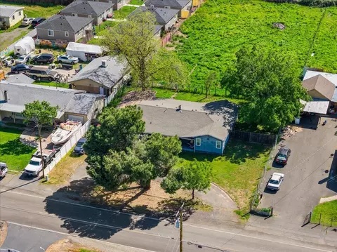 835 Cherry St, Medford, OR 97501