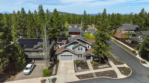 19158 NW Chiloquin Dr, Bend, OR 97703