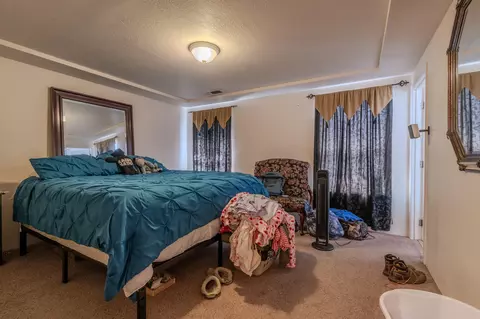 Bedroom - 436 St Clair Way, Eagle Point, OR 97524 photo 1 of 3