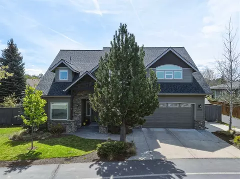 20921 Sage Creek Dr, Bend, OR 97702