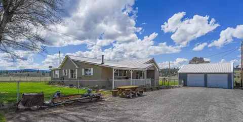 29700 Ivory Pine Rd, Bly, OR 97622