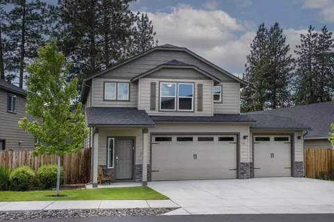 715 N Brooks Camp Rd, Sisters, OR 97759