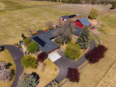 20900 SW Young Ave, Bend, OR 97703