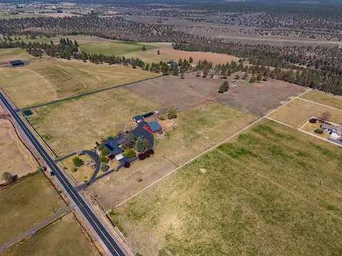 View/Area - 20900 SW Young Ave, Bend, OR 97703 photo 10 of 18