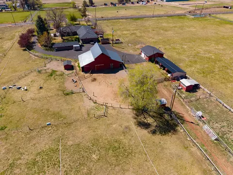 View/Area - 20900 SW Young Ave, Bend, OR 97703 photo 5 of 18