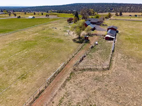 View/Area - 20900 SW Young Ave, Bend, OR 97703 photo 18 of 18
