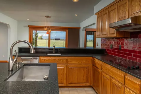 Kitchen - 20900 SW Young Ave, Bend, OR 97703 photo 1 of 3