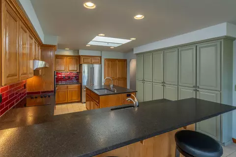 Kitchen - 20900 SW Young Ave, Bend, OR 97703 photo 2 of 3
