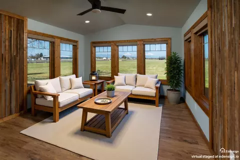 Exterior - 20900 SW Young Ave, Bend, OR 97703 photo 6 of 12