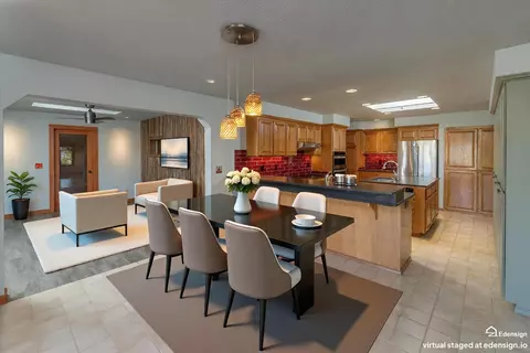 Dining - 20900 SW Young Ave, Bend, OR 97703 photo 1 of 1
