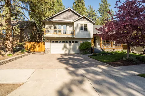 Exterior - 61324 Brianne Pl, Bend, OR 97702 photo 3 of 15
