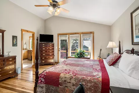 Bedroom - 61324 Brianne Pl, Bend, OR 97702 photo 2 of 4