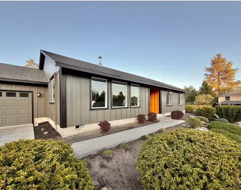 3062 NW Kelly Hill Ct, Bend, OR 97703