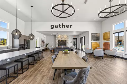 Dining - 3031 NE Moreno Pl, Bend, OR 97701 photo 3 of 3