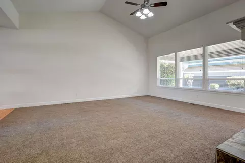 Living - 108 Sandridge Way, Eagle Point, OR 97524 photo 3 of 7