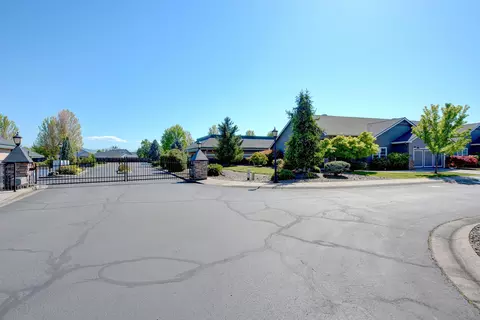 Other - 108 Sandridge Way, Eagle Point, OR 97524 photo 2 of 12
