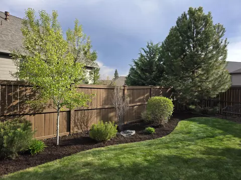 Exterior - 61072 Manhae Loop, Bend, OR 97702 photo 5 of 15