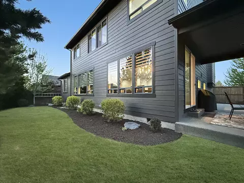 Exterior - 61072 Manhae Loop, Bend, OR 97702 photo 7 of 15