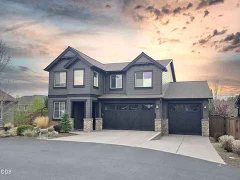 Exterior - 61072 Manhae Loop, Bend, OR 97702 photo 2 of 15