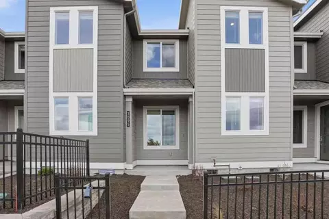Exterior - 3865 Eagle Rd, Bend, OR 97701 photo 1 of 10