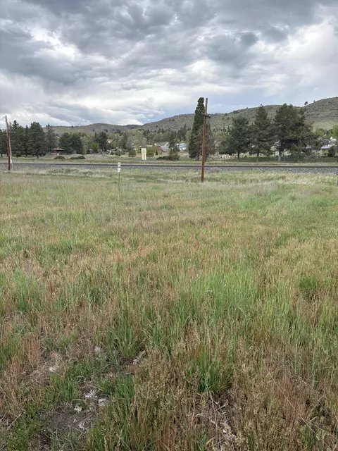 0 Crescent Ave #LOT 7, Klamath Falls, OR 97601