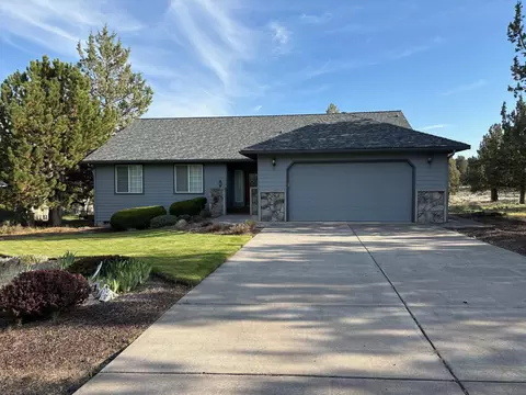 476 Nutcracker Dr, Redmond, OR 97756