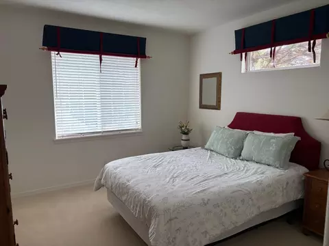 Bedroom - 476 Nutcracker Dr, Redmond, OR 97756 photo 2 of 3