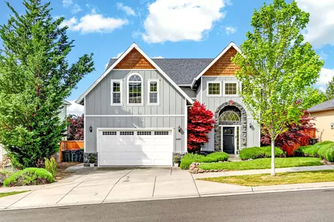 4425 Park Ridge Dr, Medford, OR 97504