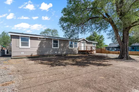 397 SE 6th St # A, Madras, OR 97741