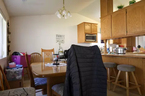 Dining - 17 Blue Heron Ct, Eagle Point, OR 97524 photo 1 of 1