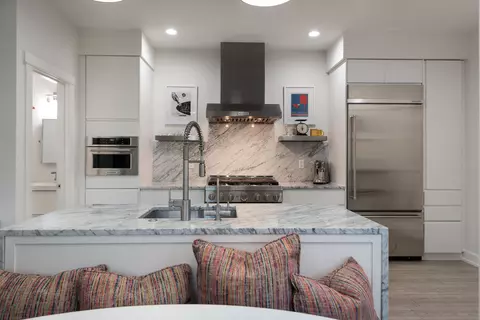 Kitchen - 1576 NW Mt Washington, Bend, OR 97703 photo 3 of 3