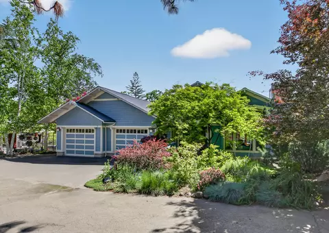 602 Ashland St, Ashland, OR 97520