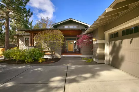 691 NW Yosemite Dr, Bend, OR 97703