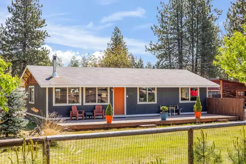 69252 Lake Dr, Sisters, OR 97759