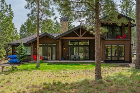 Exterior - 56328 Fireglass Loop #175, Bend, OR 97707 photo 8 of 11