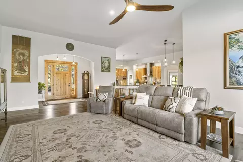 Other - 628 Highland Meadow Loop, Redmond, OR 97756 photo 2 of 30