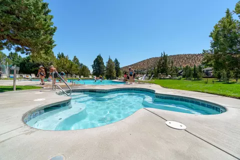 Exterior - 628 Highland Meadow Loop, Redmond, OR 97756 photo 20 of 23